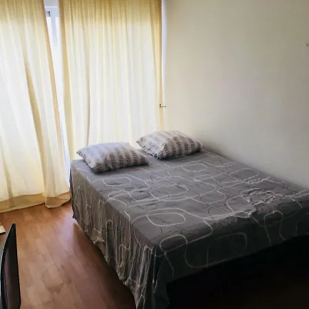 Rue De La Pompe Apartment Paris